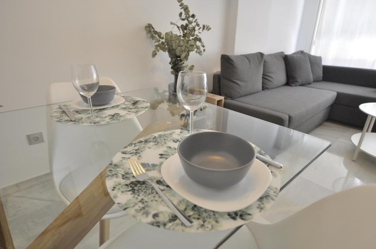 Luminoso Y Coqueto Apartamento Con Jardin マラガ エクステリア 写真