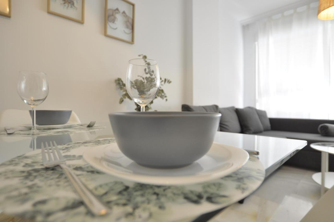 Luminoso Y Coqueto Apartamento Con Jardin マラガ エクステリア 写真